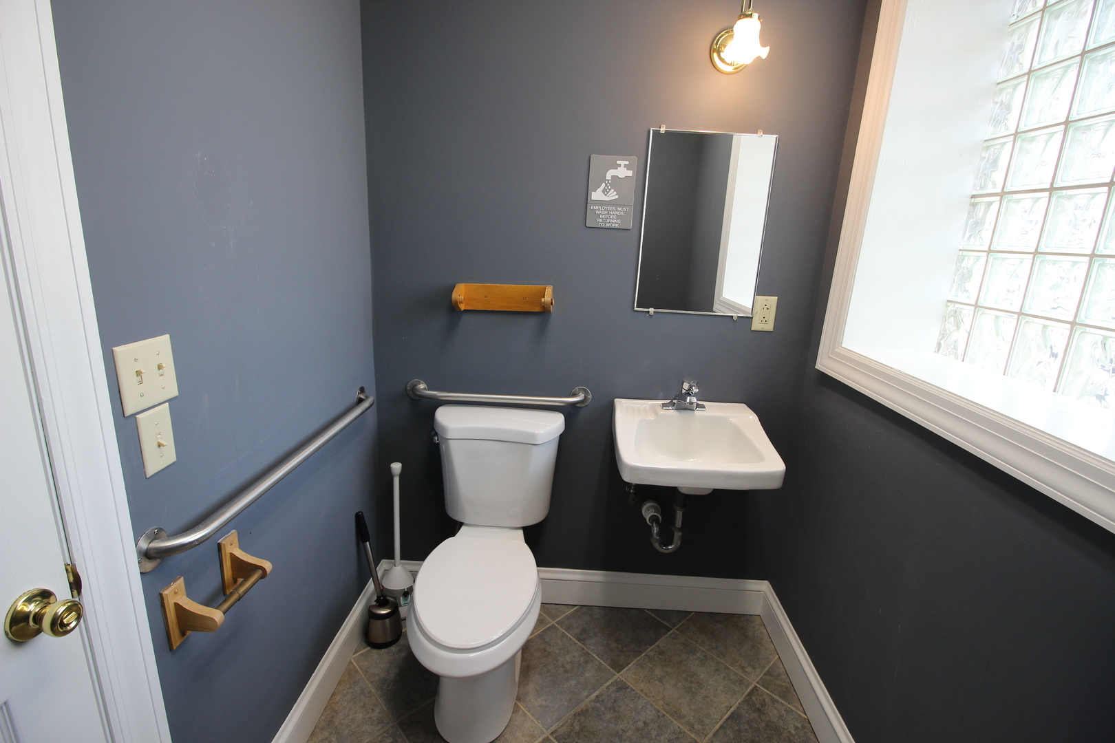 528 York Street #528, Elmhurst, IL 60126