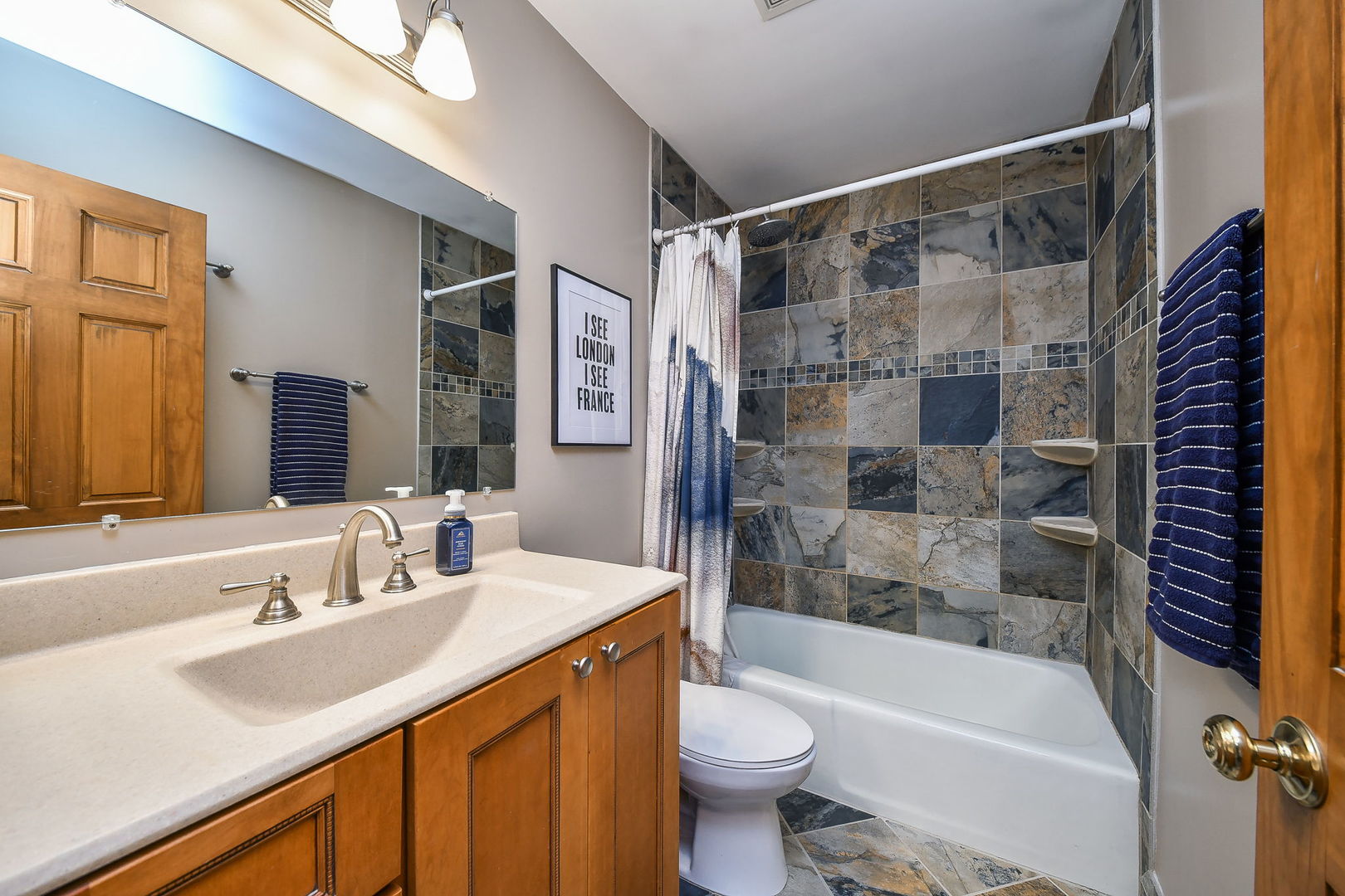 27W108 Walnut Drive, Winfield, IL 60190