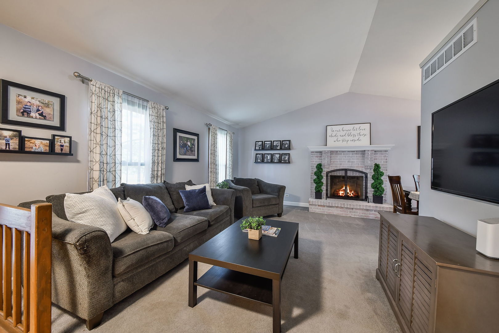 27W108 Walnut Drive, Winfield, IL 60190
