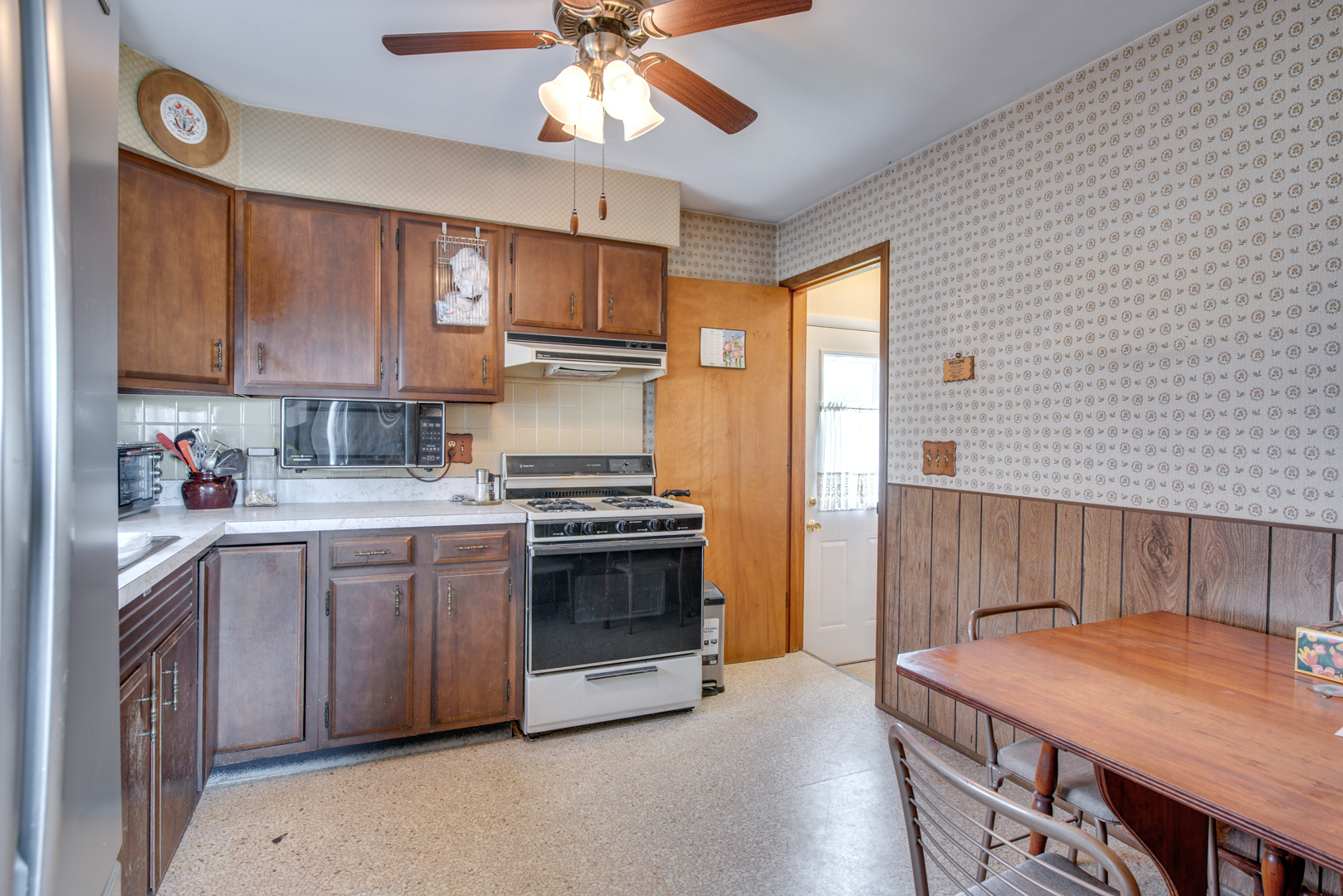 1309 Plum Street, Aurora, IL 60506
