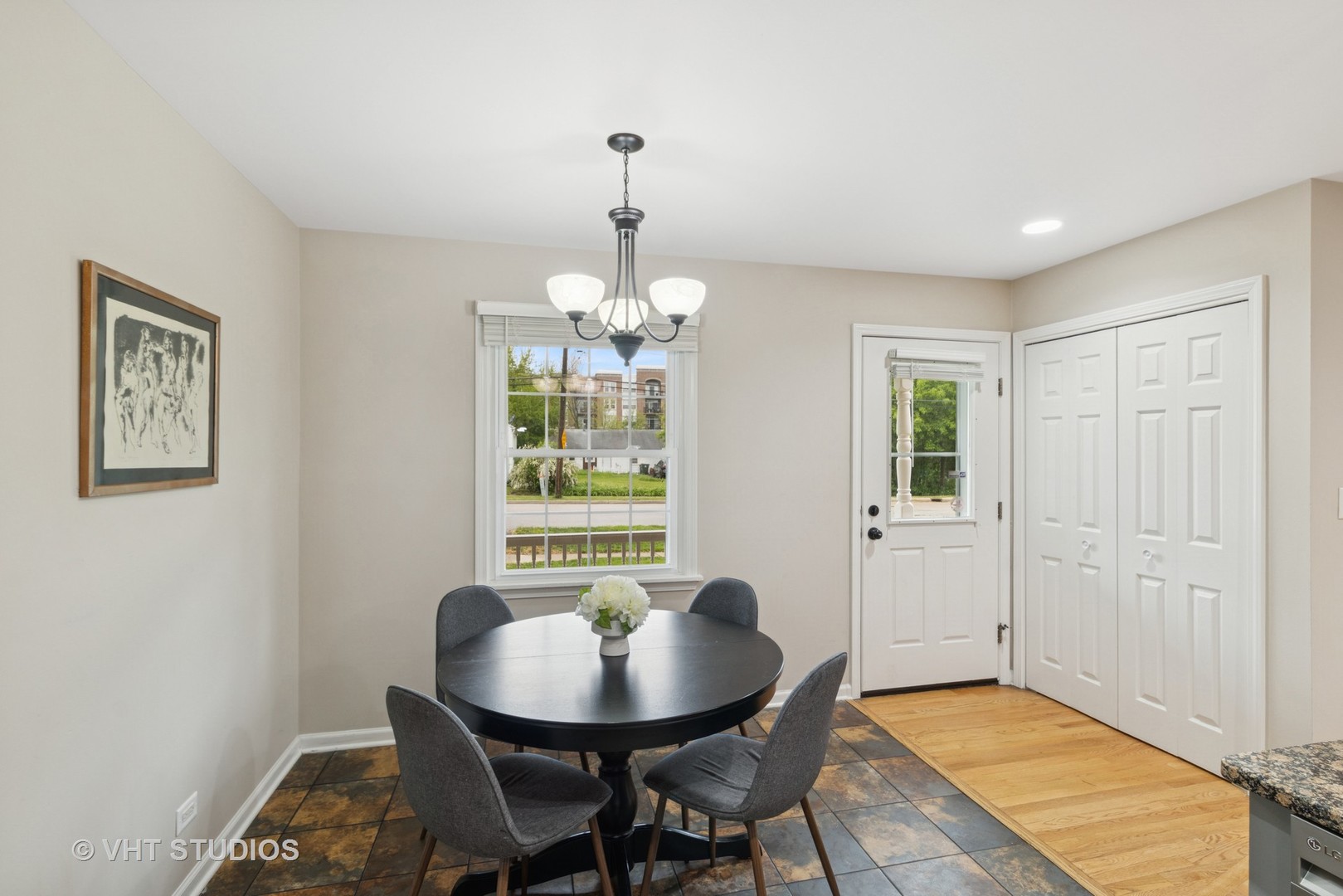 123 N Cedar Street, Palatine, IL 60067