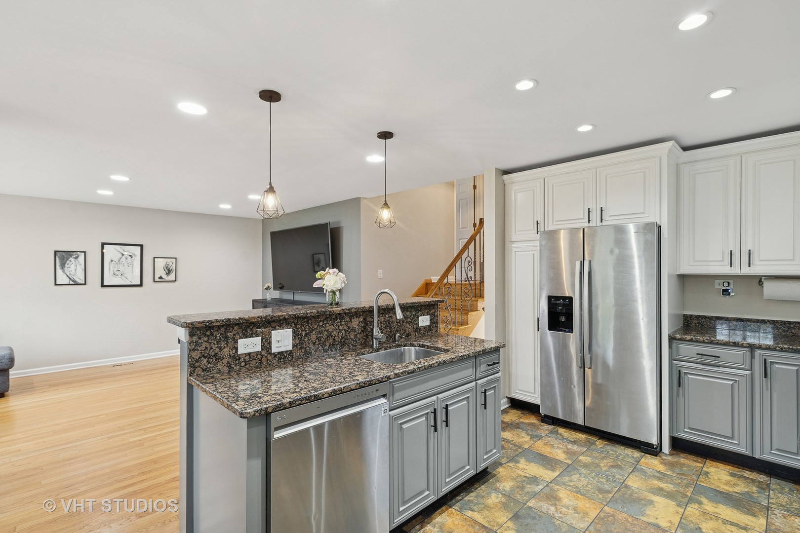 123 N Cedar Street, Palatine, IL 60067