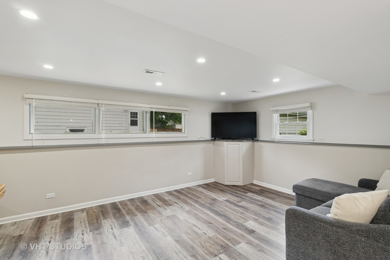 123 N Cedar Street, Palatine, IL 60067