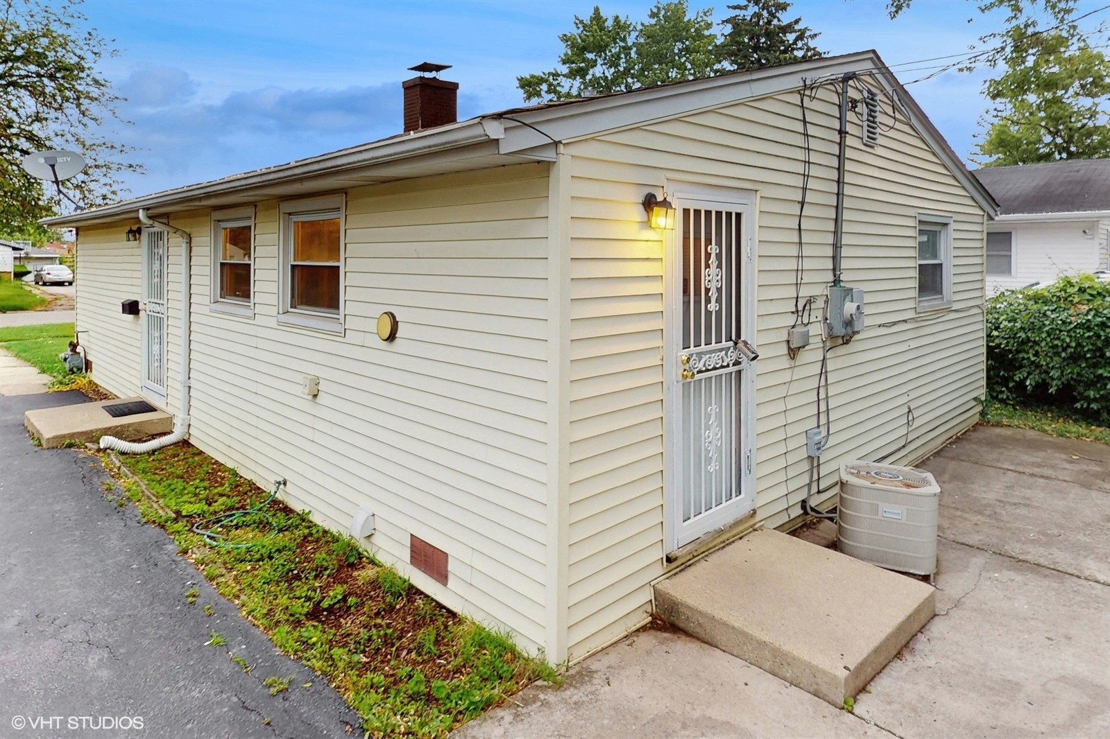 1917 W 163rd Street, Markham, IL 60428