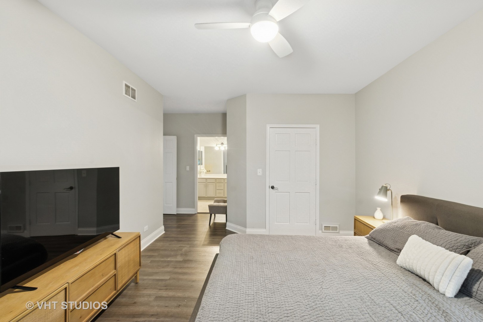 3 E Orchard Lane #0000, Palatine, IL 60067