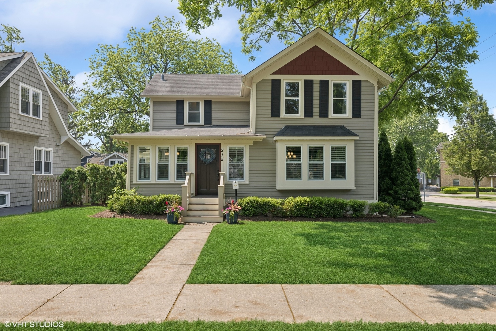 215 W Fremont Street, Arlington Heights, IL 60004