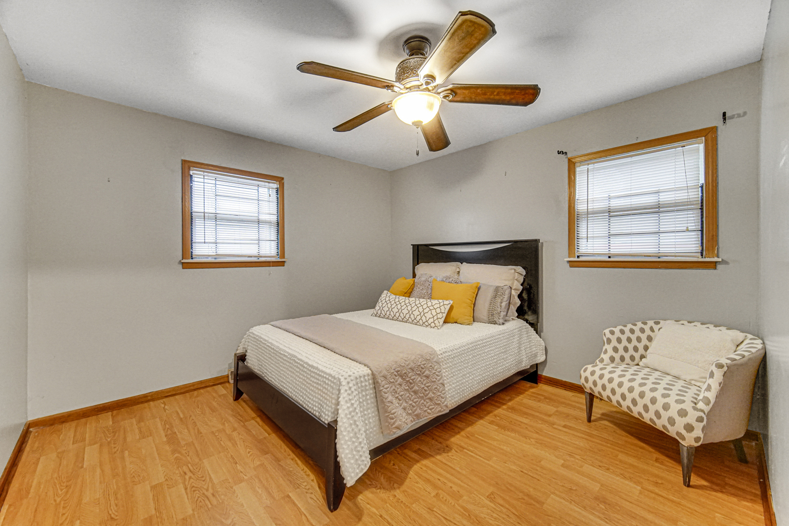 2327 W 157th Place, Markham, IL 60428