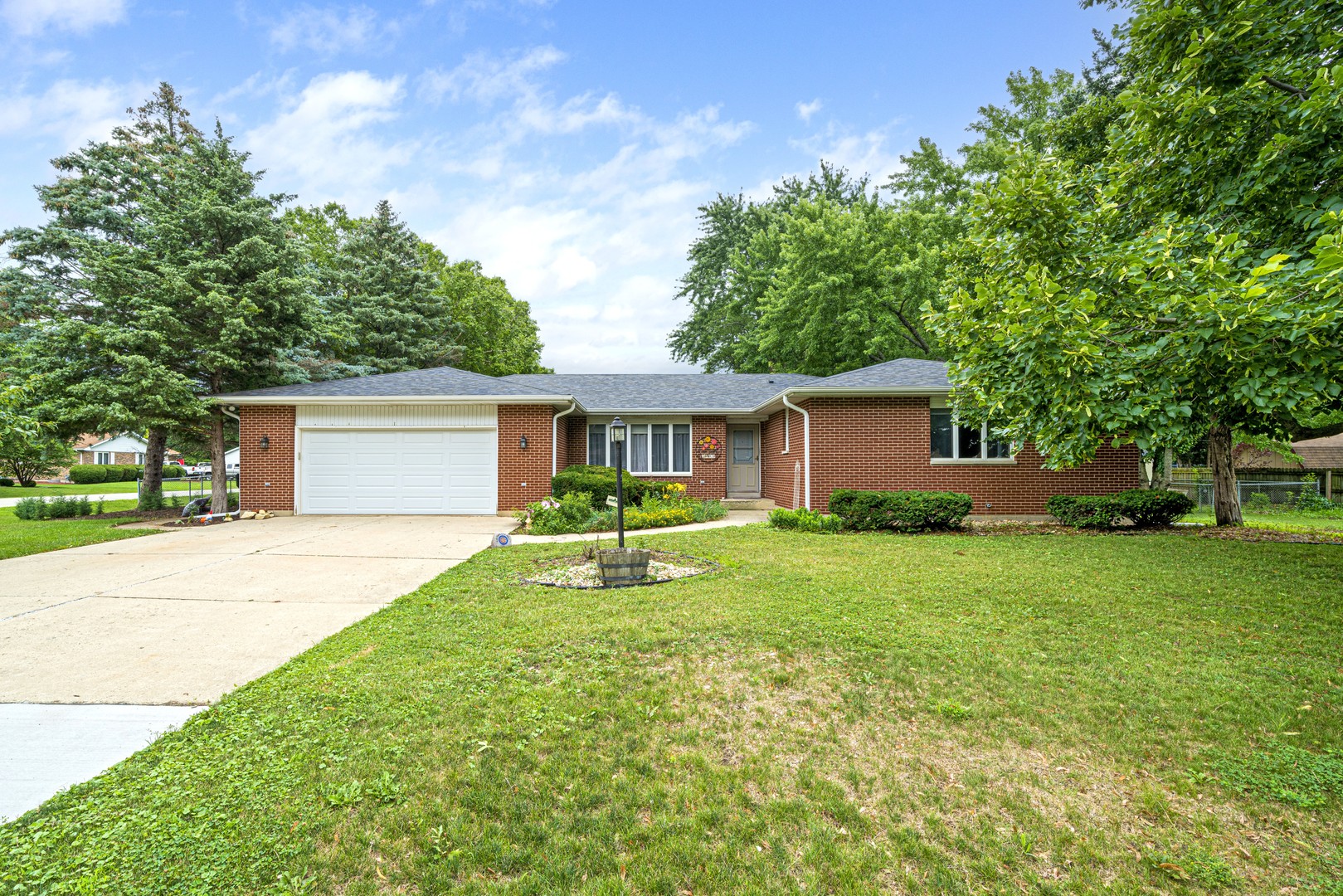 1204 Prairie Lane, Yorkville, IL 60560