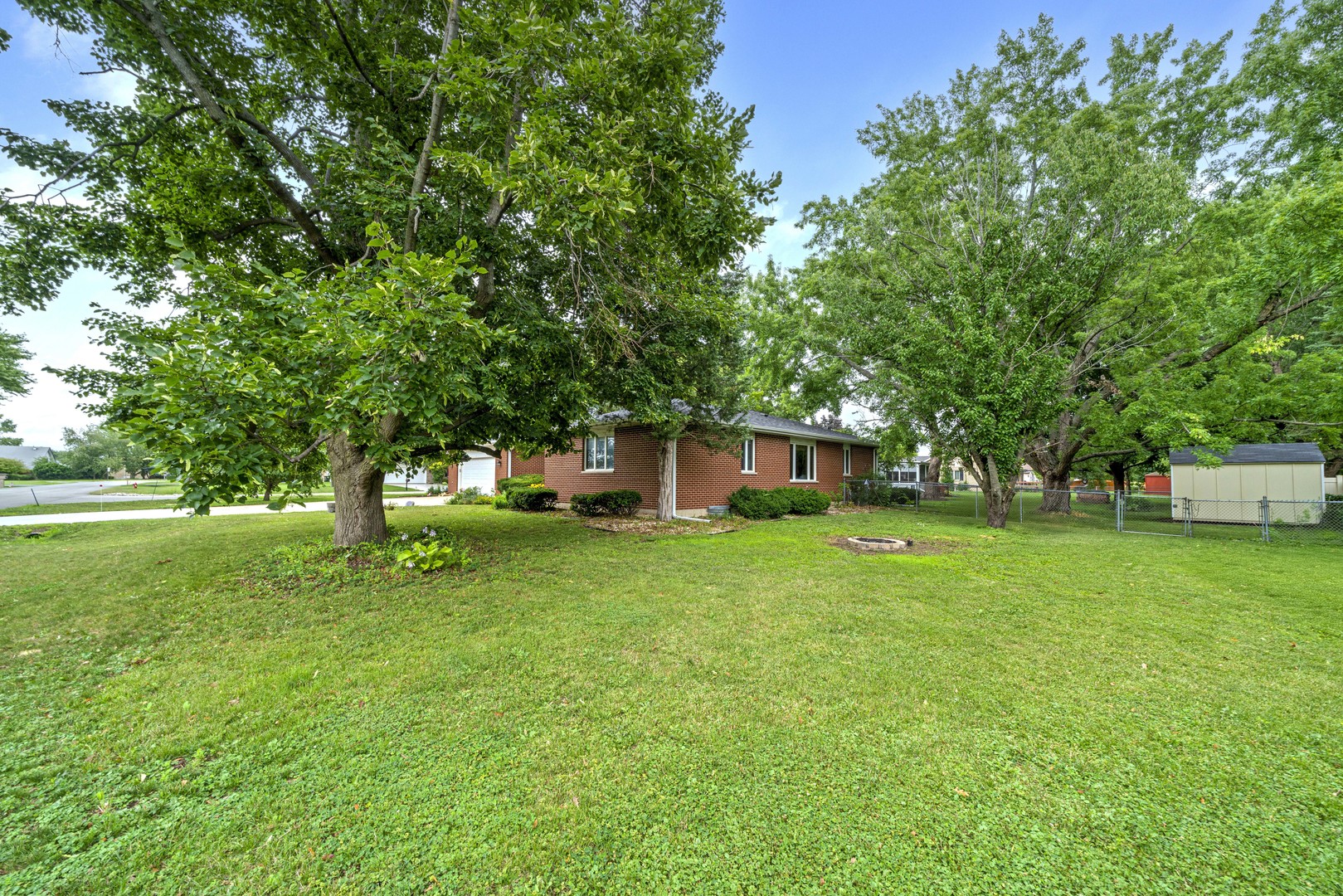 1204 Prairie Lane, Yorkville, IL 60560