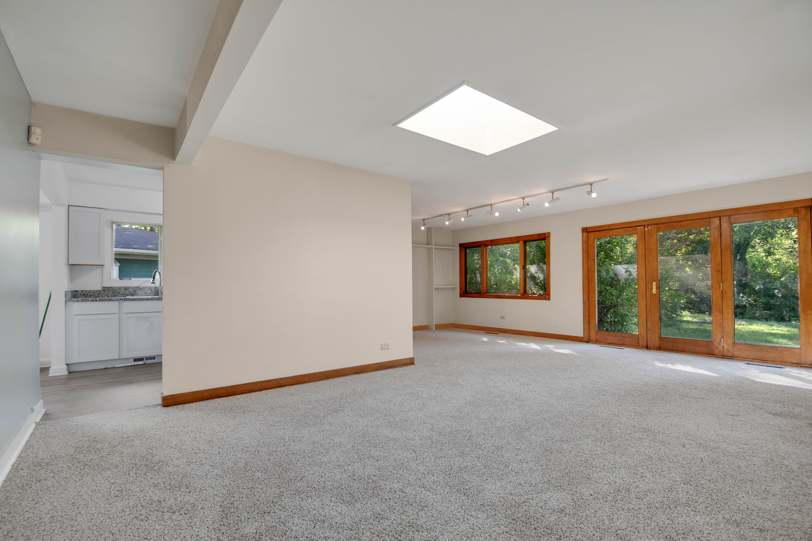 136 Willow Street, Park Forest, IL 60466