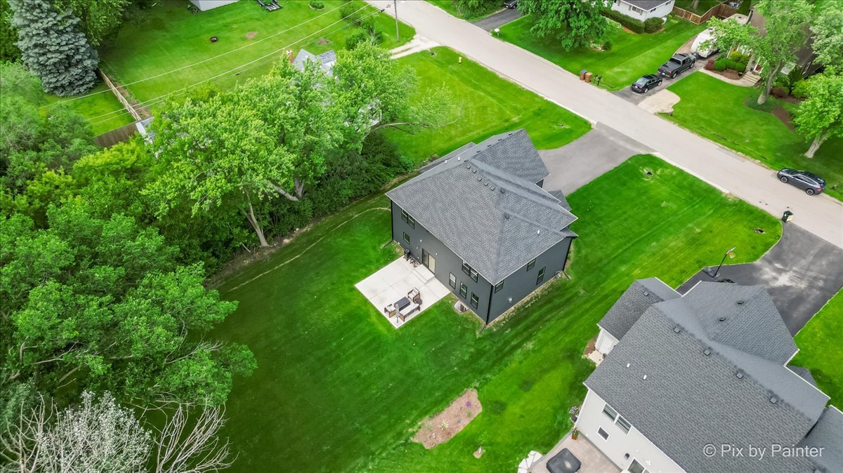 1N022 Richard Avenue, Wheaton, IL 60187