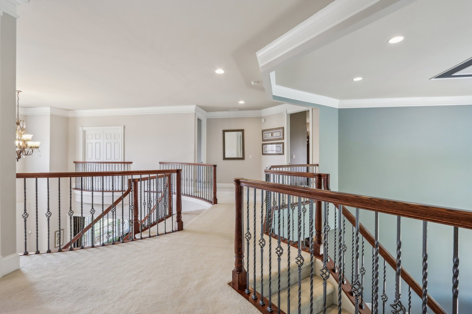 24 Wood Oaks Drive, South Barrington, IL 60010