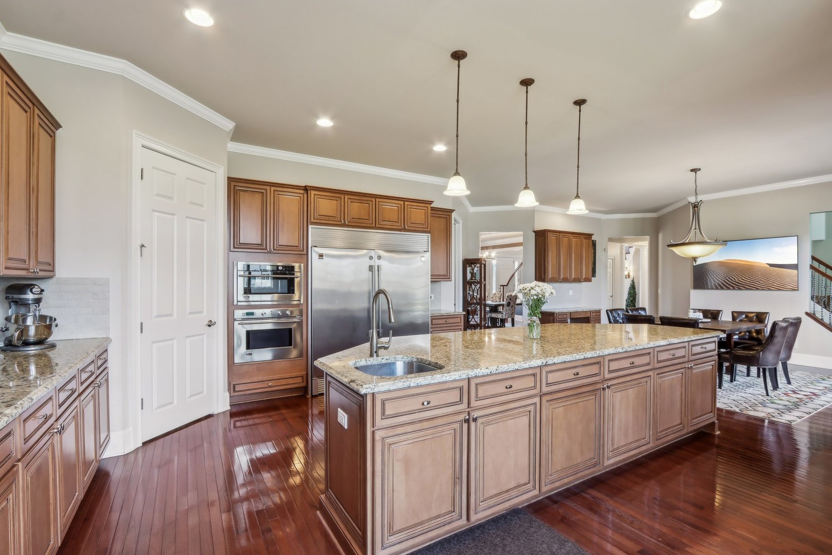 24 Wood Oaks Drive, South Barrington, IL 60010