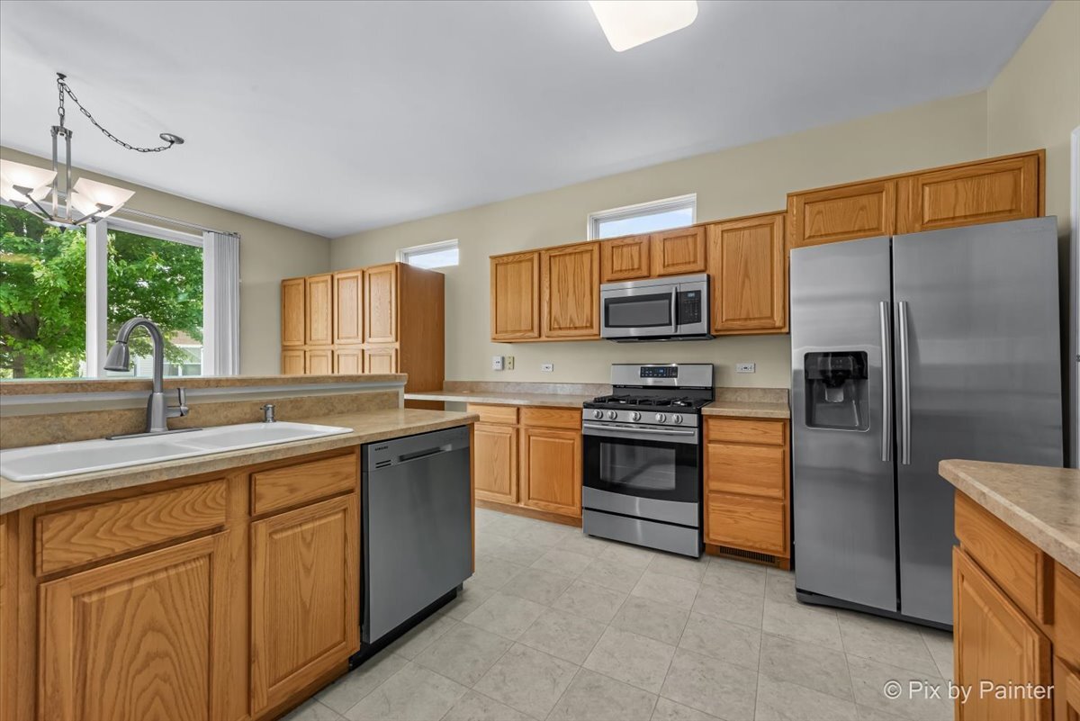 12849 W Millbrook Drive, Huntley, IL 60142