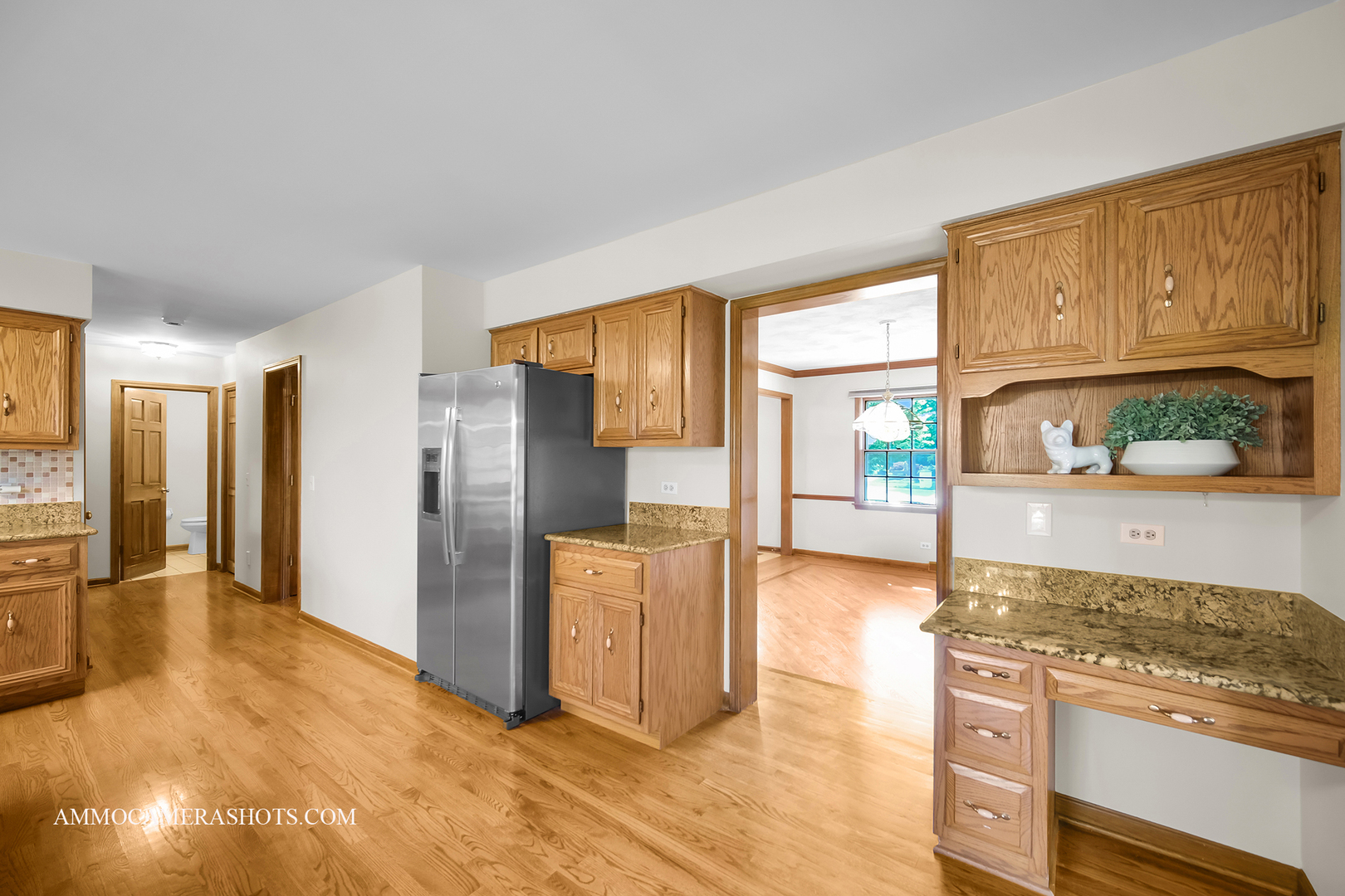 1801 Schillerstrom Court, Wheaton, IL 60189