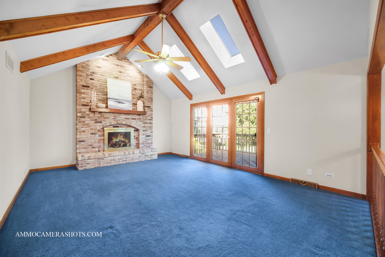 1801 Schillerstrom Court, Wheaton, IL 60189