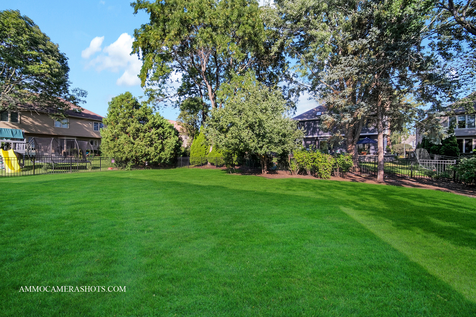1801 Schillerstrom Court, Wheaton, IL 60189