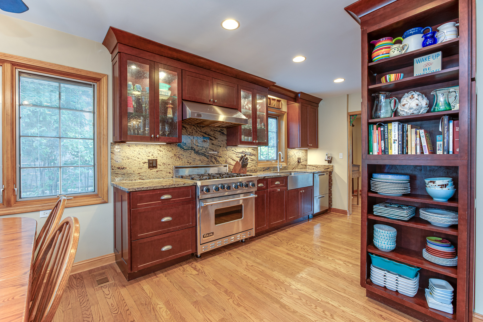 885 Glen Oak Avenue, Glen Ellyn, IL 60137