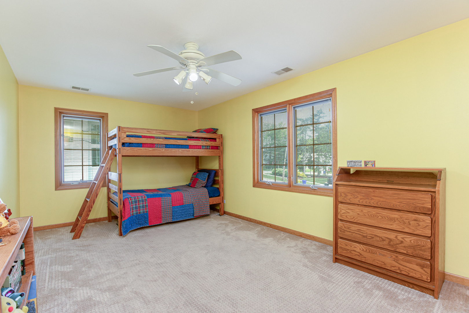 885 Glen Oak Avenue, Glen Ellyn, IL 60137