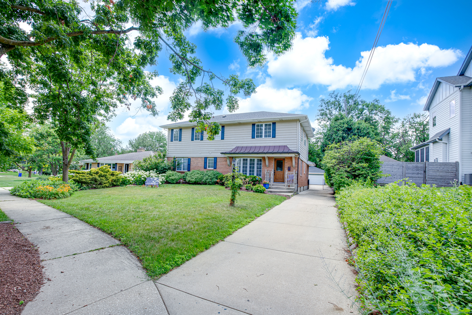 885 Glen Oak Avenue, Glen Ellyn, IL 60137