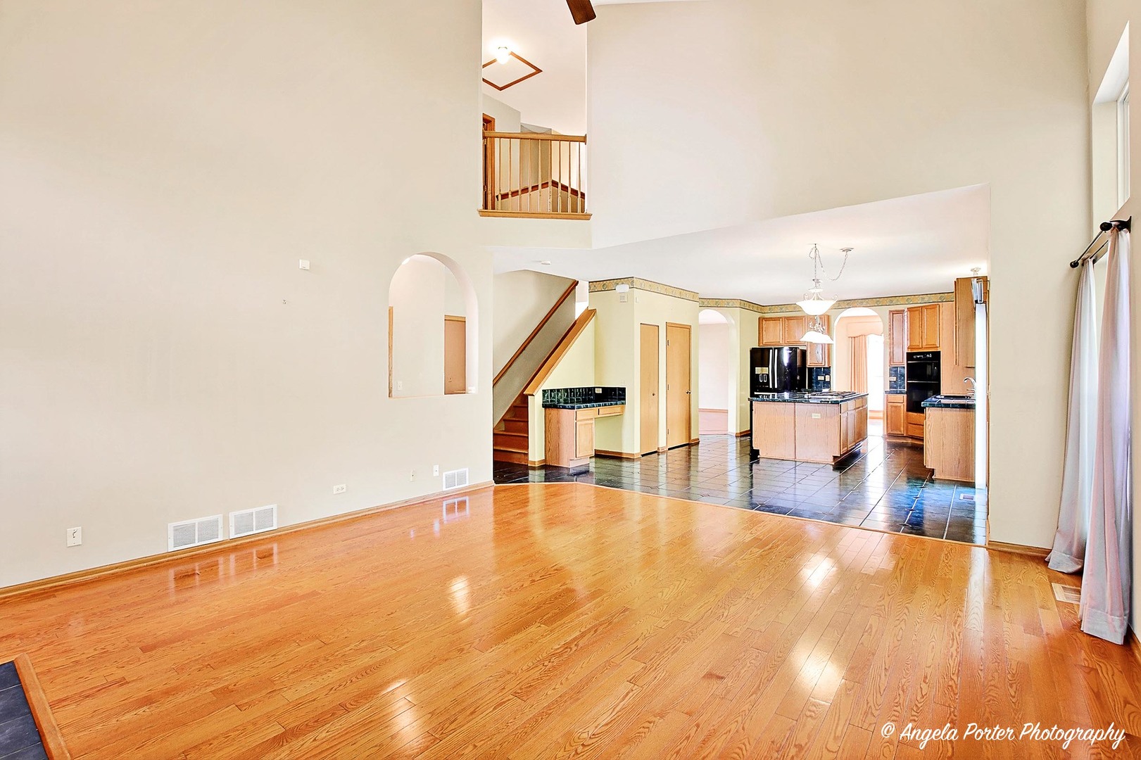 528 Cliffwood Lane, Gurnee, IL 60031