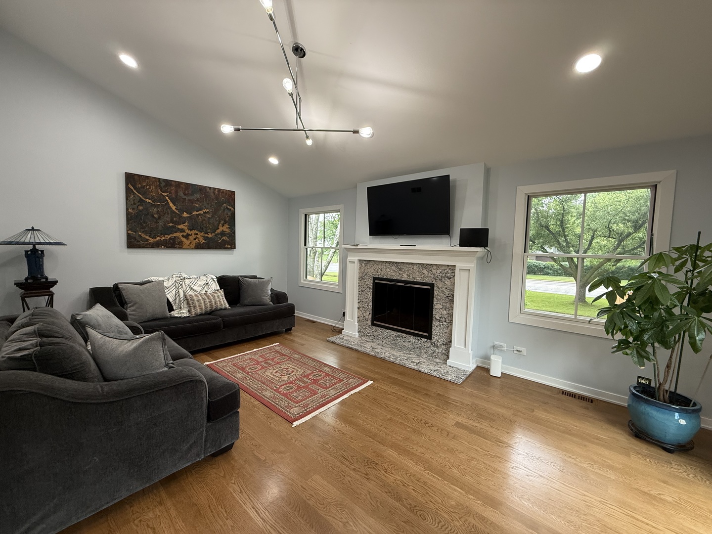 1303 Jane Avenue, Naperville, IL 60540