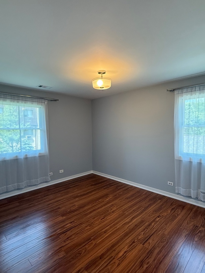 1303 Jane Avenue, Naperville, IL 60540