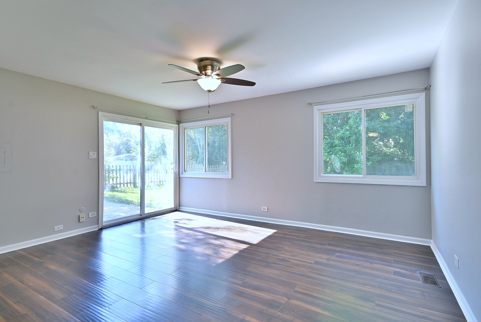 5629 Crestwood Road, Matteson, IL 60443
