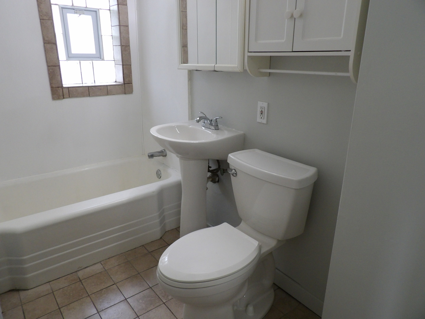 2424 Birch Avenue, Whiting, IN 46394