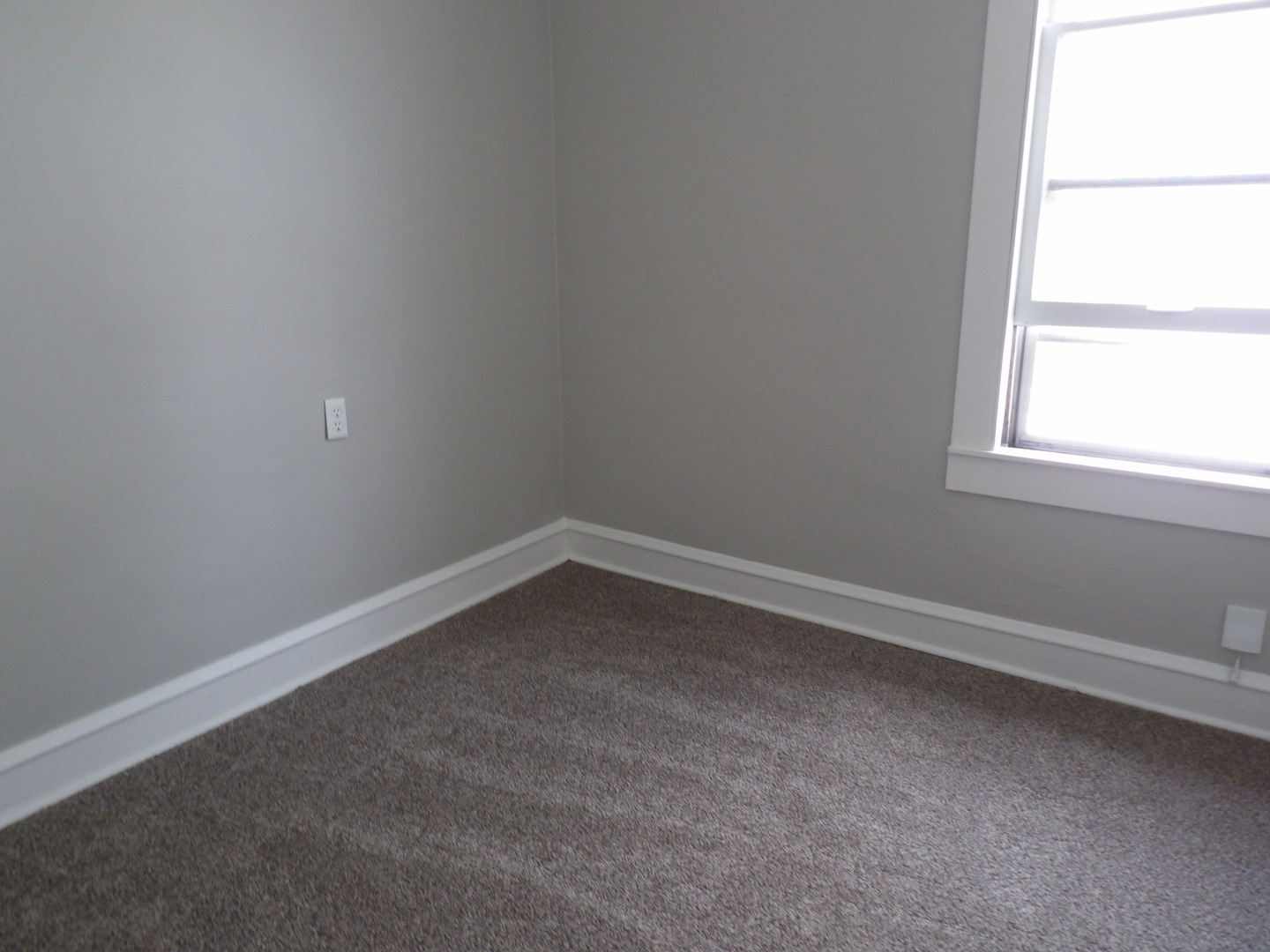 2424 Birch Avenue, Whiting, IN 46394