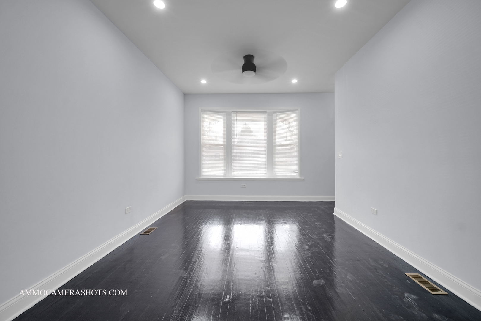1322 W 72nd Place, Chicago, IL 60636