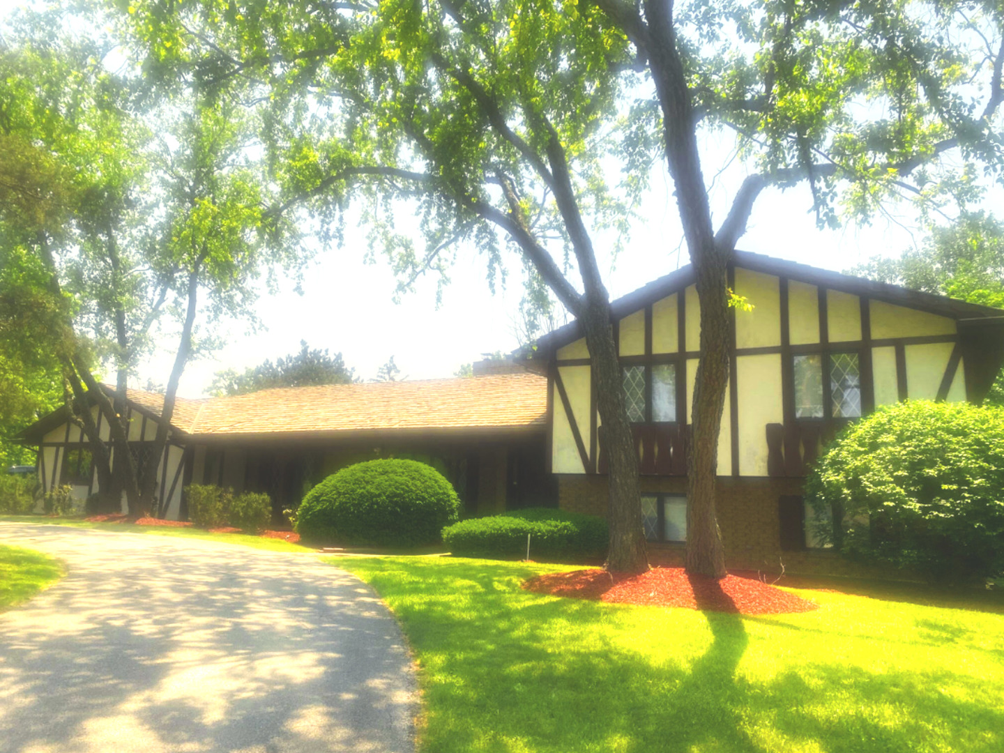 44 Kingston Drive, Oak Brook, IL 60523