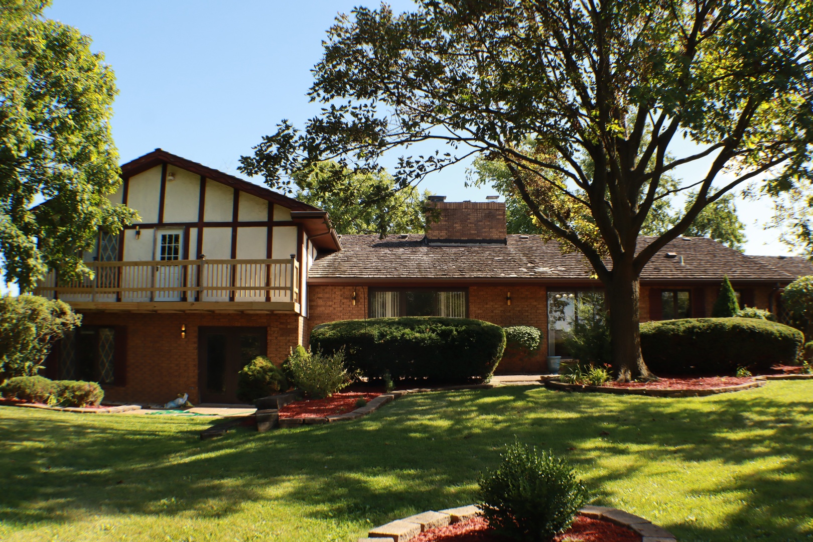 44 Kingston Drive, Oak Brook, IL 60523