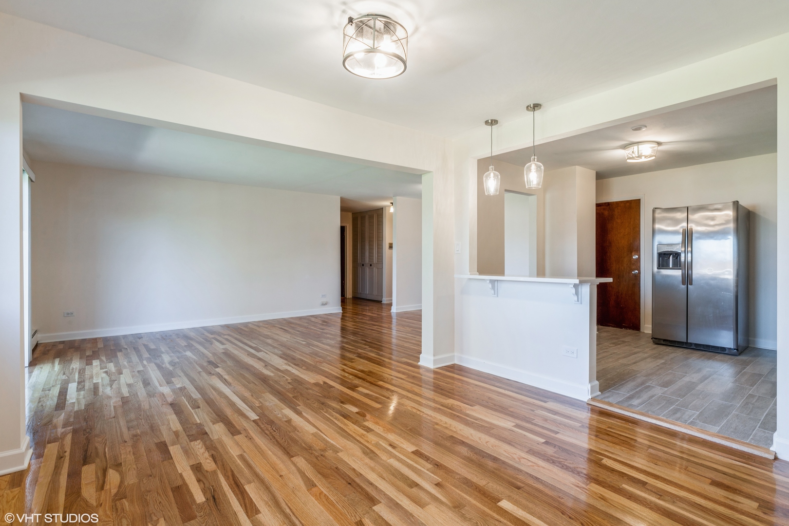 8868 Kenneth Drive #2F, Des Plaines, IL 60016