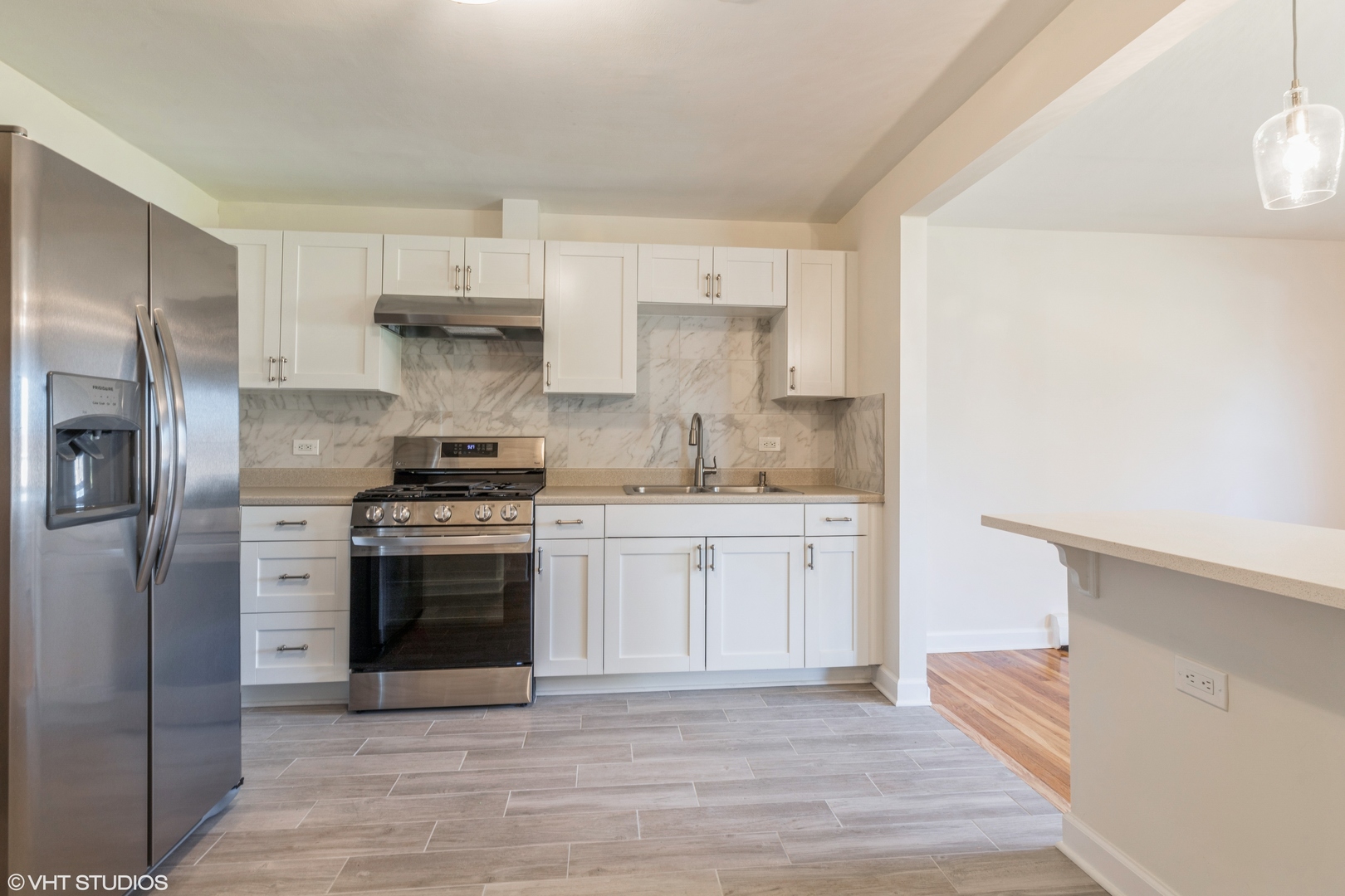 8868 Kenneth Drive #2F, Des Plaines, IL 60016