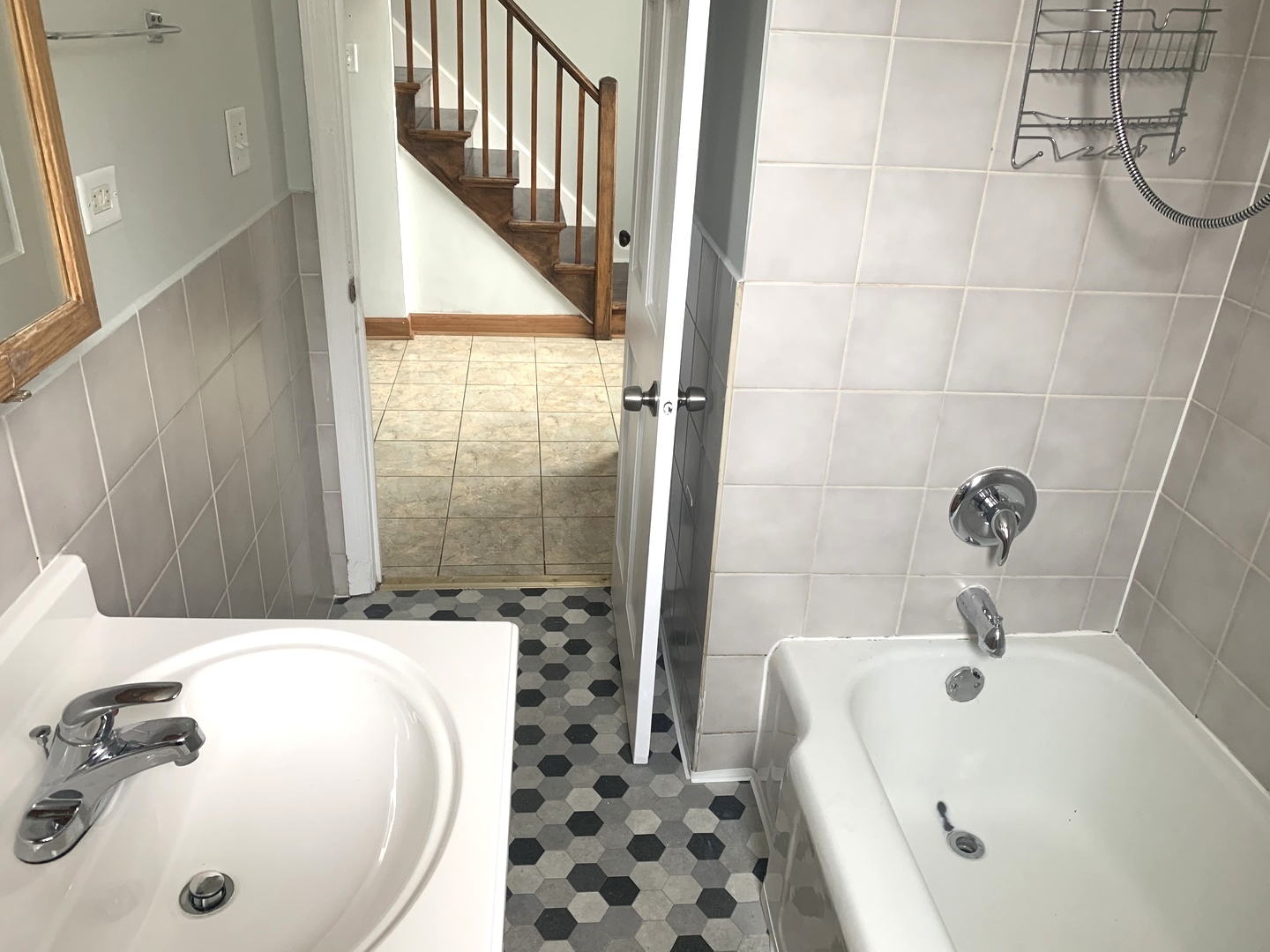 7006 W Diversey Avenue, Chicago, IL 60707