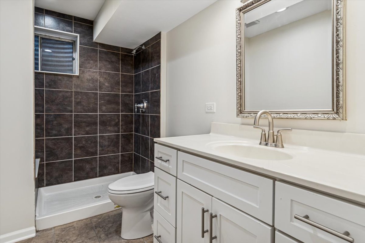 1145 Sequoia Road, Naperville, IL 60540