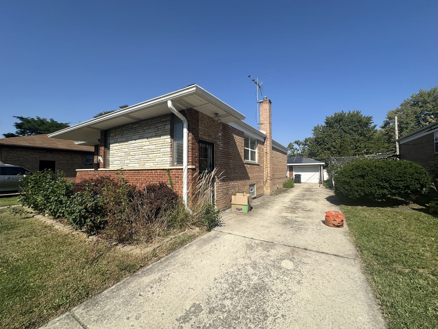 930 E 161 Place, South Holland, IL 60473
