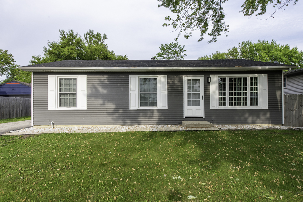 907 Lorelei Drive, Zion, IL 60099