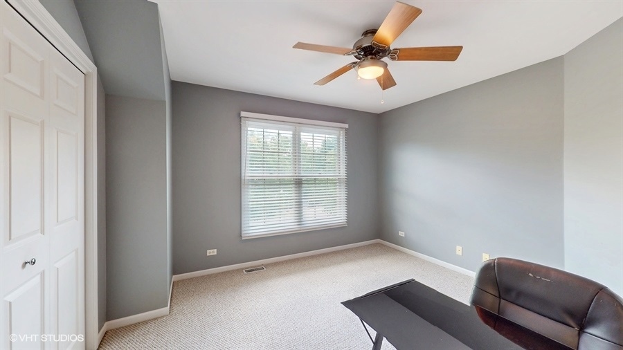 528 Terrace Lane, South Elgin, IL 60177