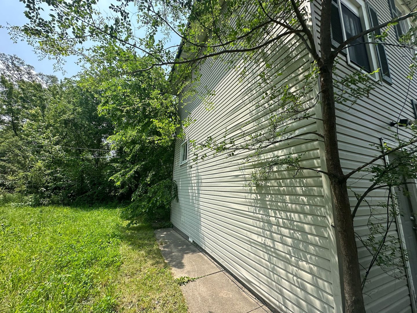 15201 TURLINGTON Avenue, Harvey, IL 60426