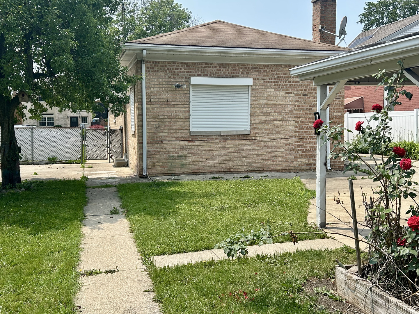 1619 N 20th Avenue, Melrose Park, IL 60160