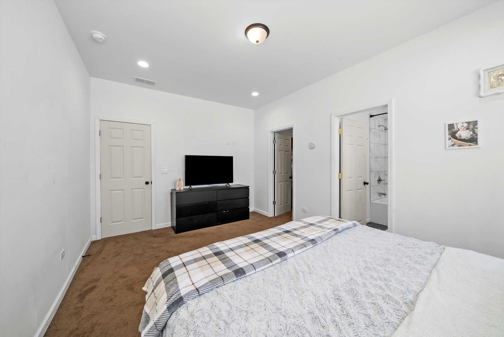 3741 W 139th Street, Robbins, IL 60472