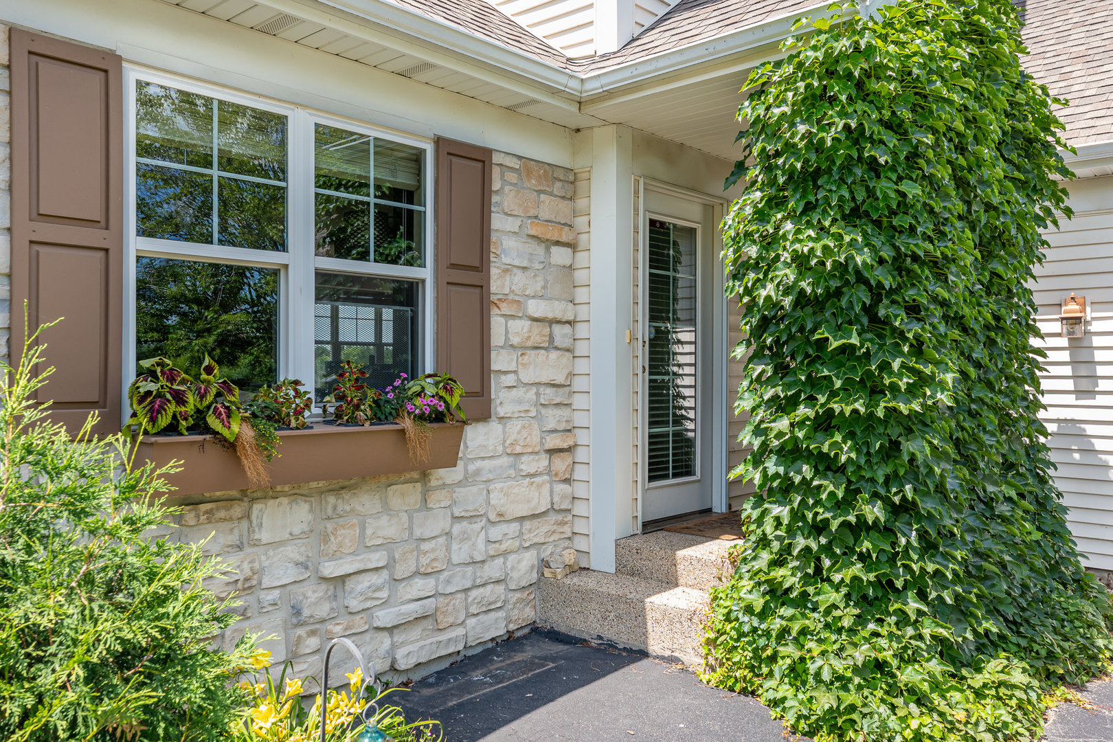 5284 Harvey Road, Caledonia, IL 61011