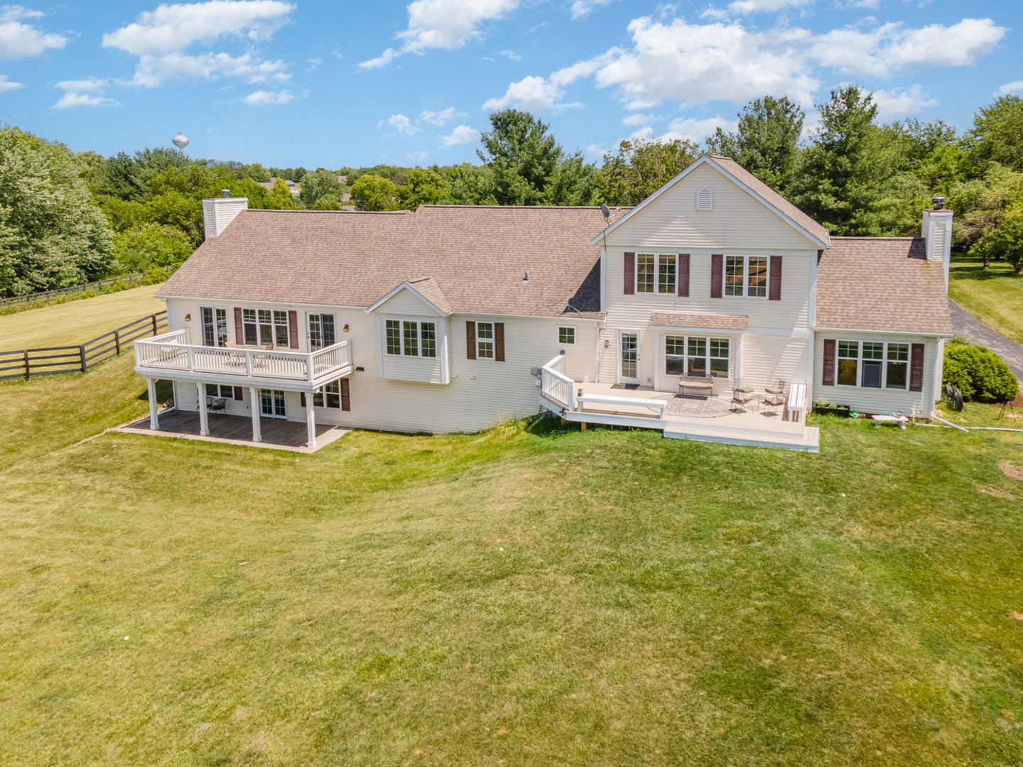 5284 Harvey Road, Caledonia, IL 61011