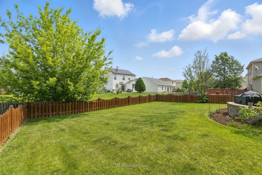 1858 Westridge Place, Aurora, IL 60504