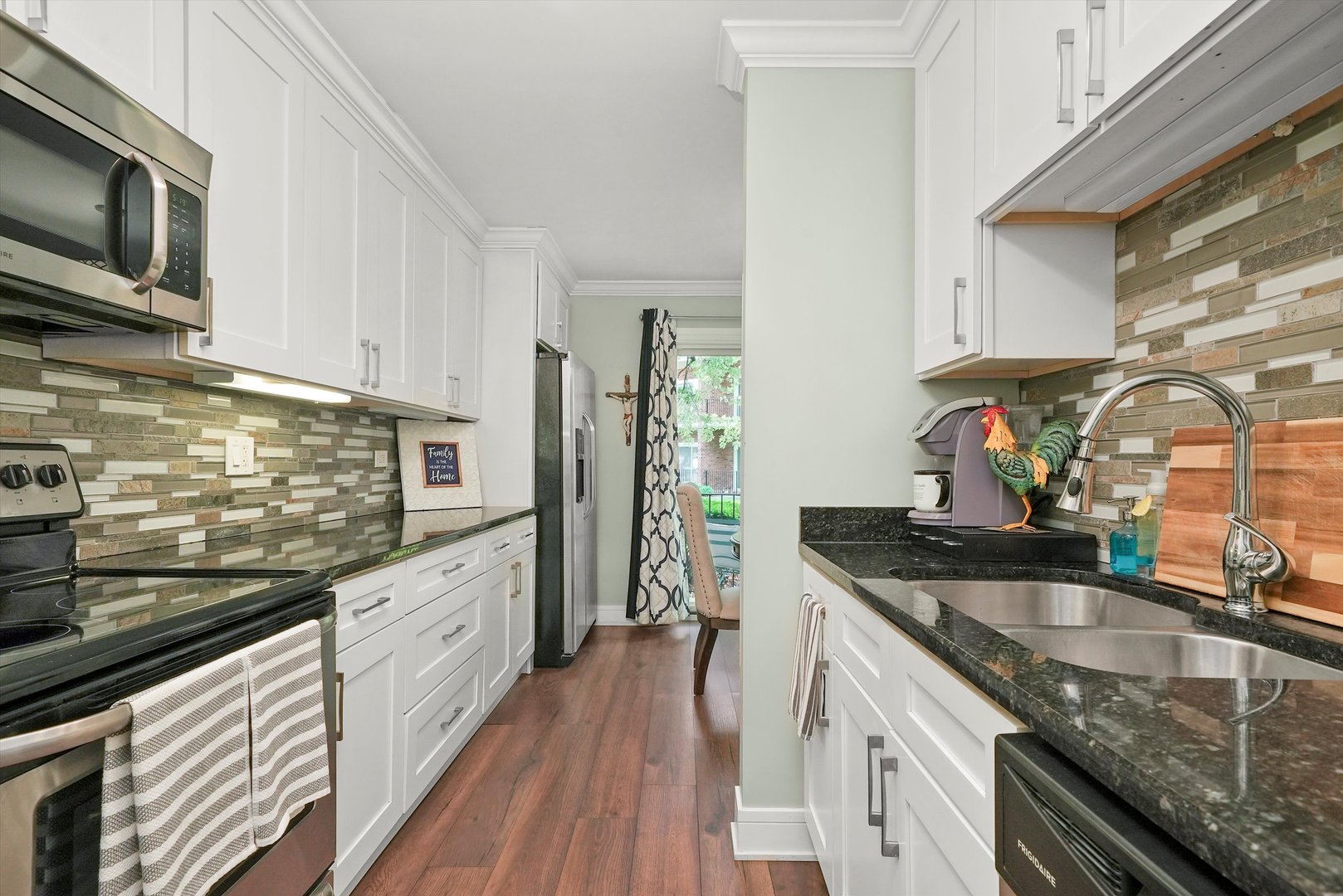 4113 W 97th Place #104, Oak Lawn, IL 60453