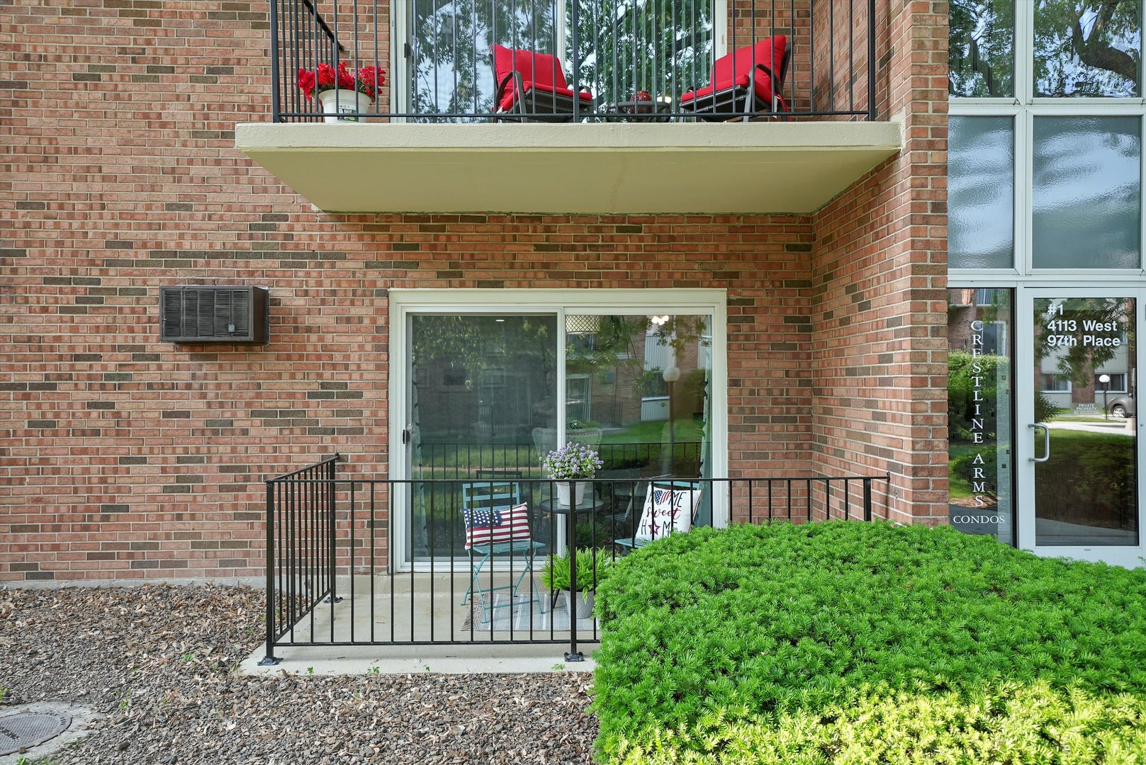 4113 W 97th Place #104, Oak Lawn, IL 60453