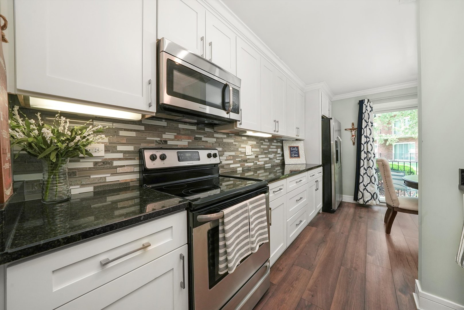 4113 W 97th Place #104, Oak Lawn, IL 60453