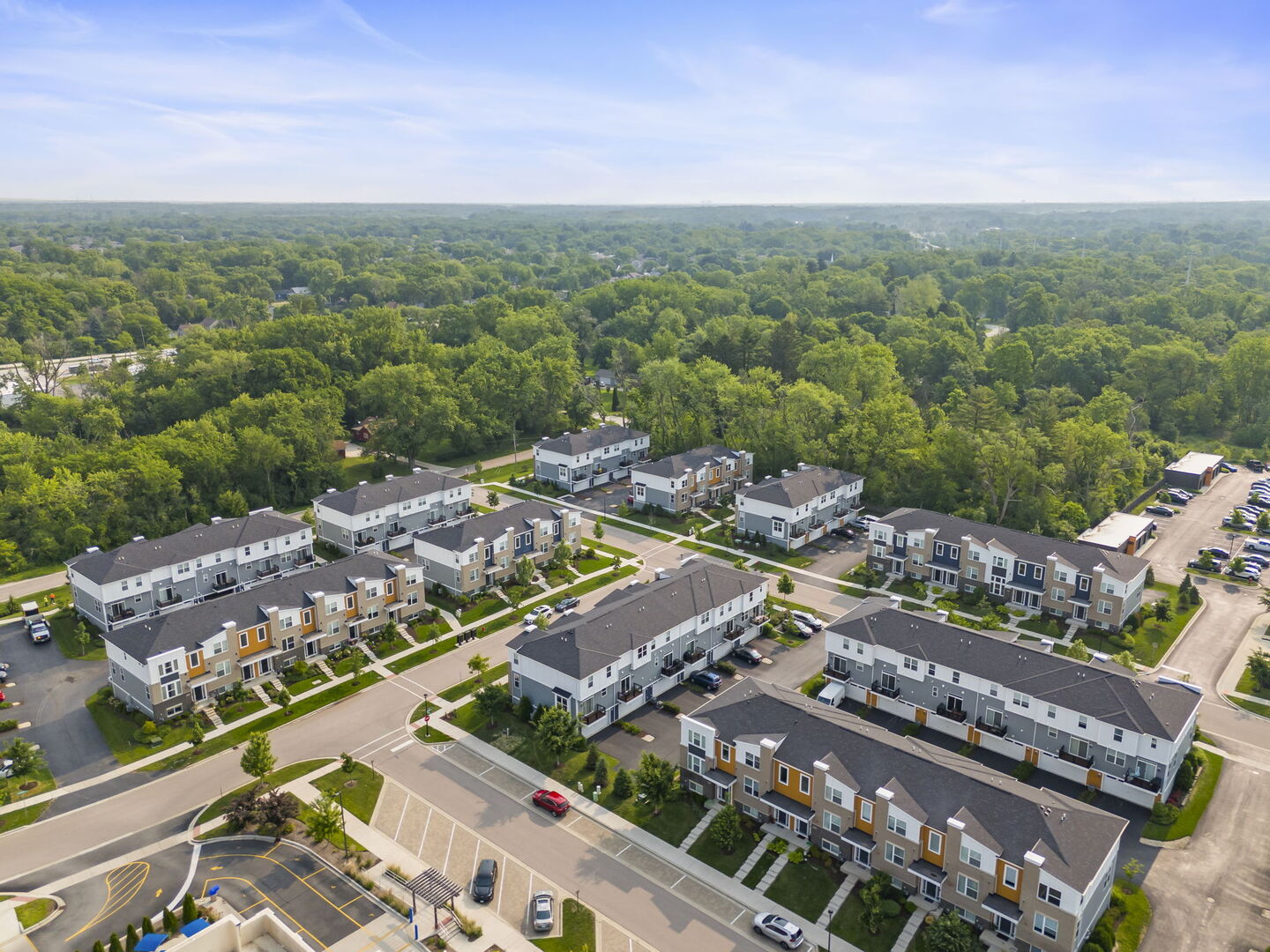 29W711 Cambridge Street, Warrenville, IL 60555